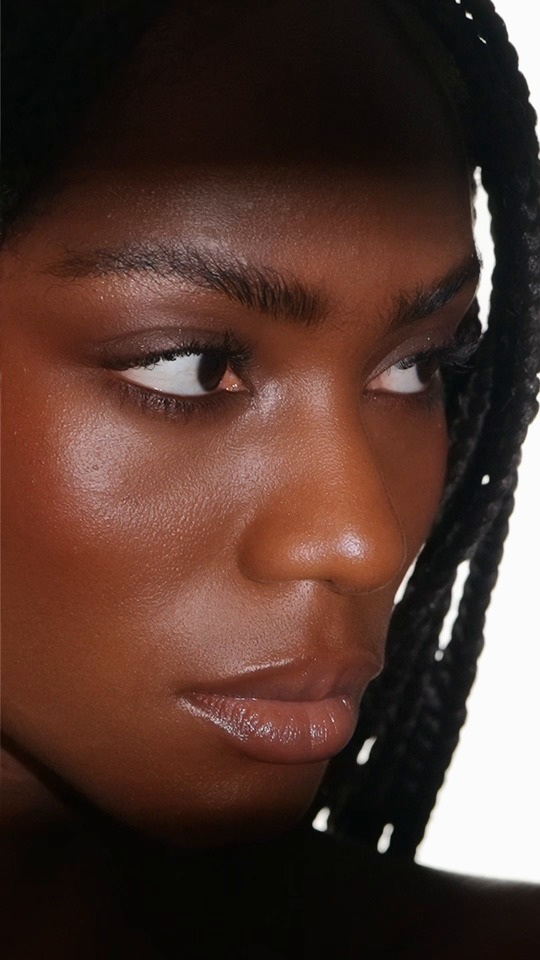 Beauty Film, Close-Up. Film de Daria Basova